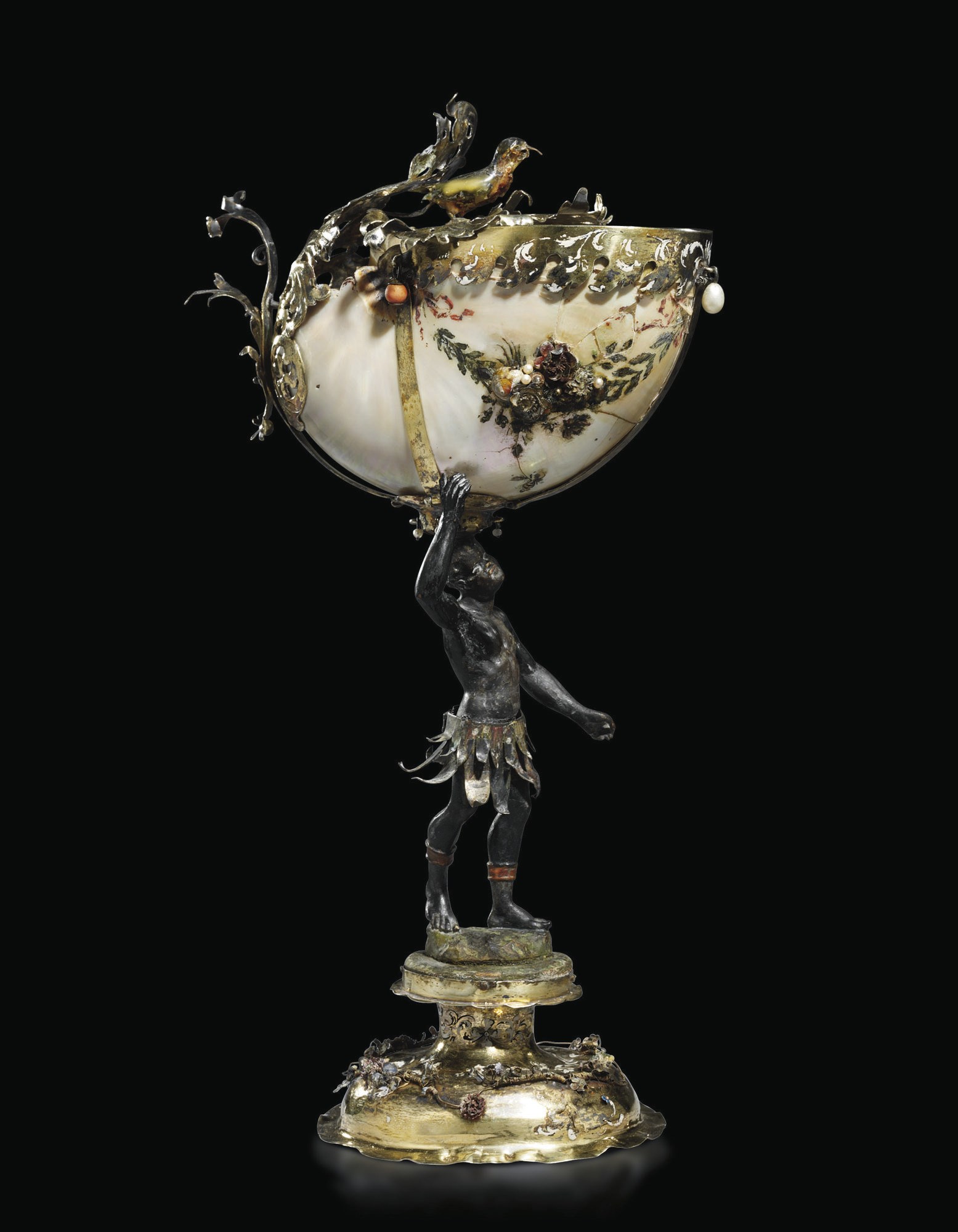 COUPE NAUTILE ET MONTURE EN VERMEIL