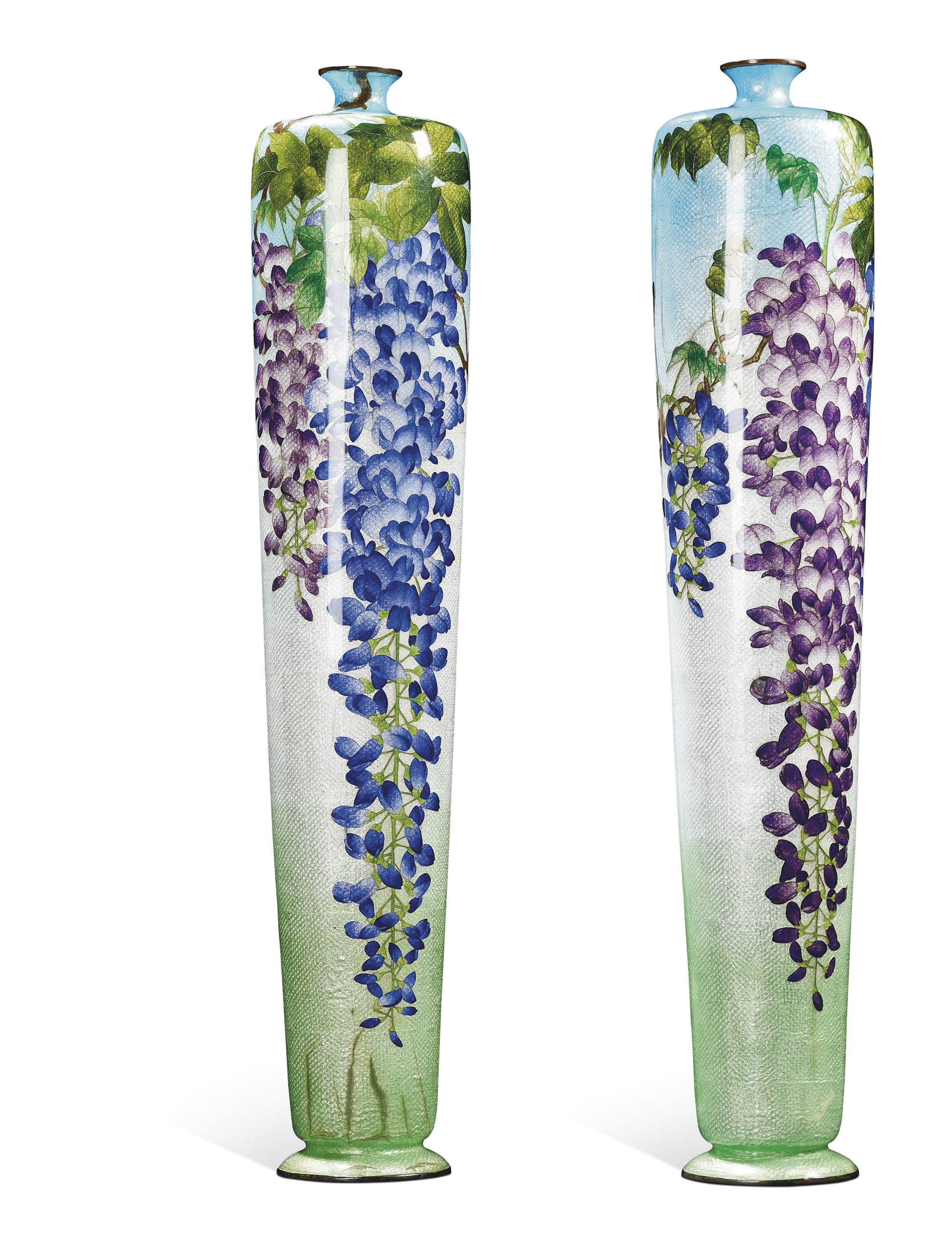 PAIRE DE VASES EN EMAUX CLOISONNES GINBARI