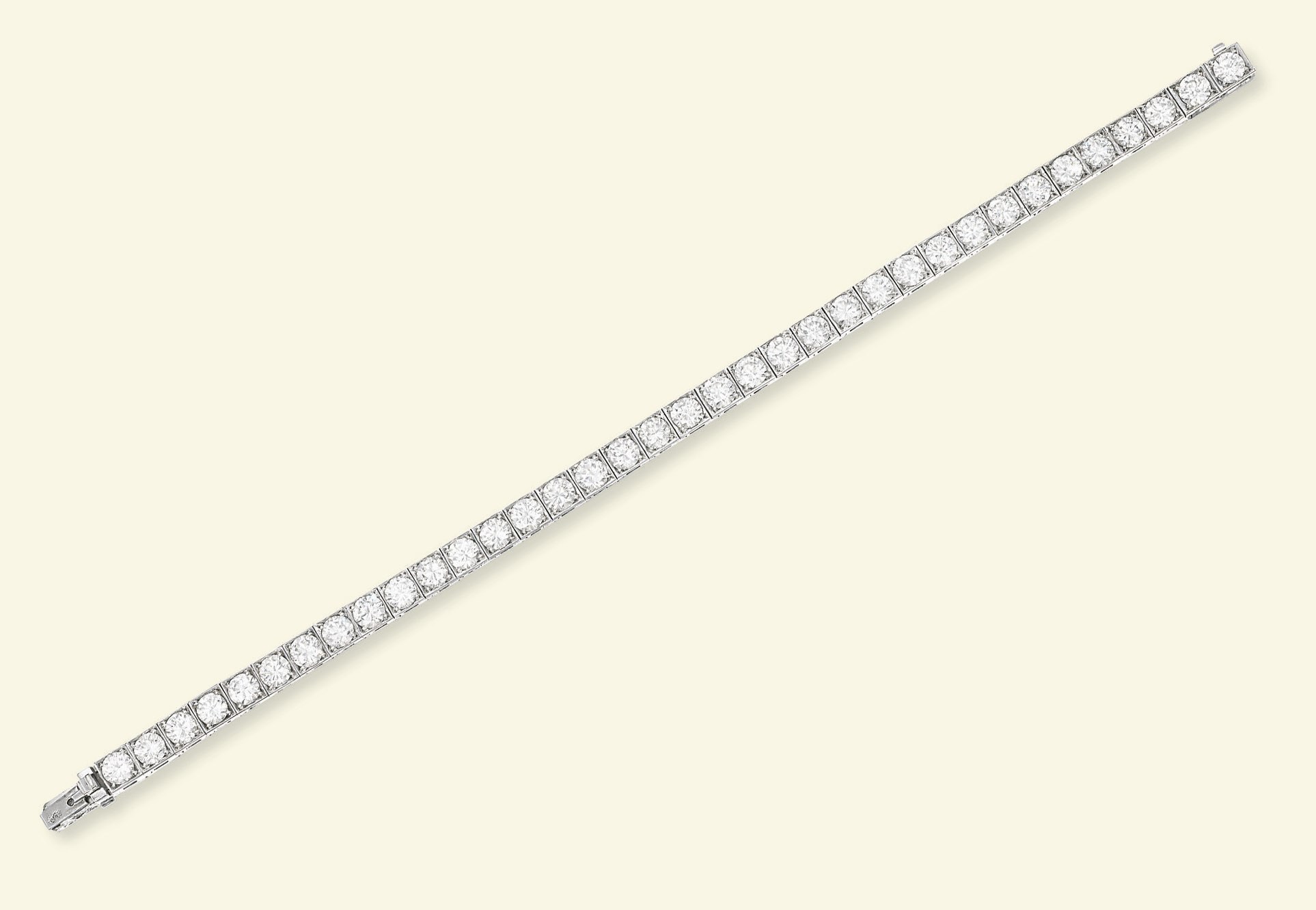 A DIAMOND LINE BRACELET
