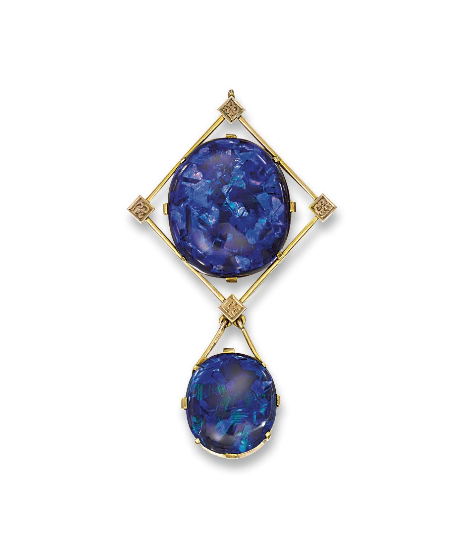 AN OPAL PENDANT