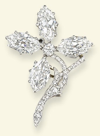 A BELLE EPOQUE DIAMOND BROOCH