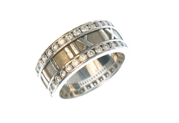 A DIAMOND AND 18K WHITE GOLD "ATLAS" RING, BY TIFFANY & CO