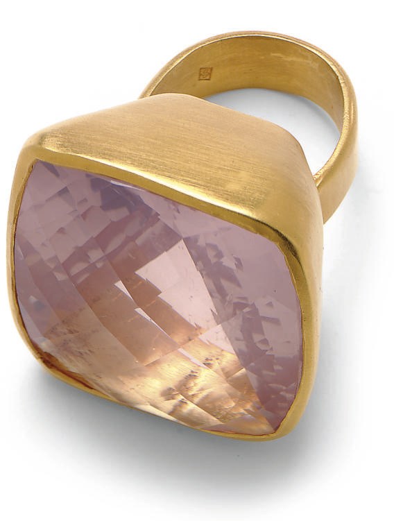 A ROSE QUARTZ SET GOLD VERMIL SILVER COCKTAIL RING,