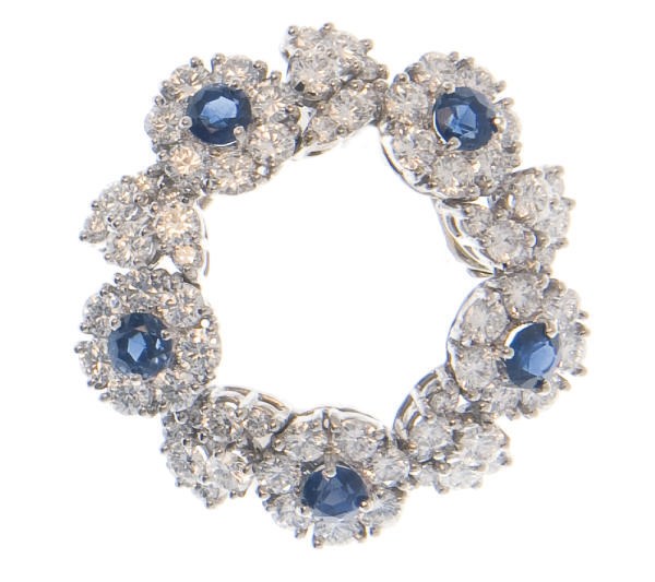 A SAPPHIRE, DIAMOND AND PLATINUM BROOCH, BY TIFFANY & CO.