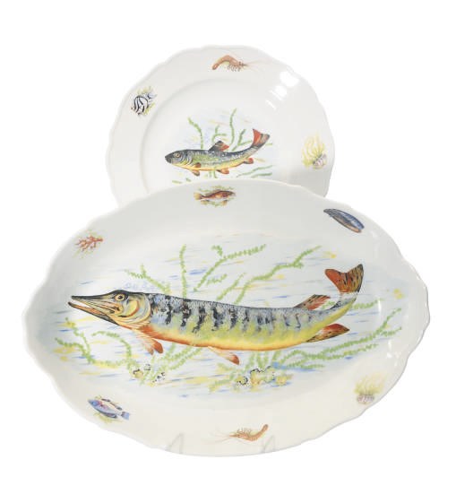 A FRENCH PORCELAIN PART FISH SERVICE,