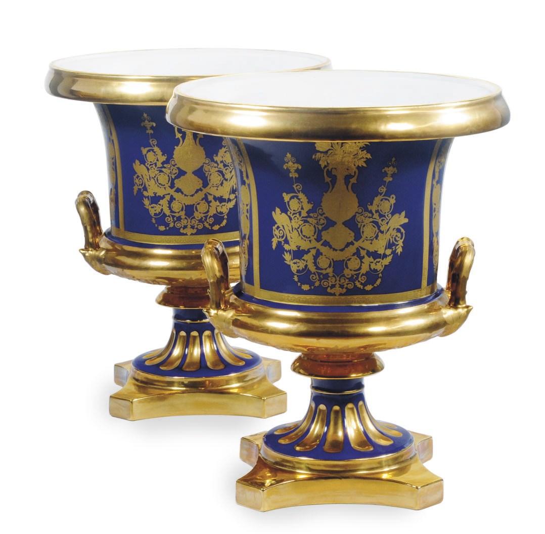 A PAIR OF CONTINENTAL GILT AND BLUE-GROUND JARDINERES,