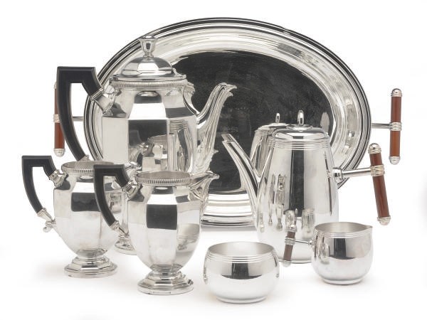 A GROUP OF FRENCH SILVER-PLATED SERVING PIECES,