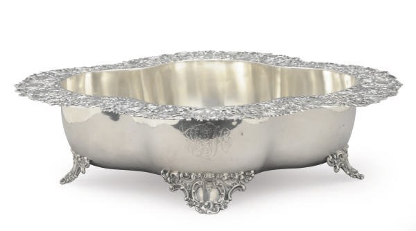 AN AMERICAN SILVER CENTERBOWL,
