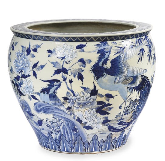 A CHINESE BLUE AND WHITE PORCELAIN FISH BOWL,