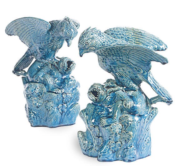 A PAIR OF CHINESE TURQUOISE GLAZED MODEL OF A BIRD AND MONKEY GROUP,