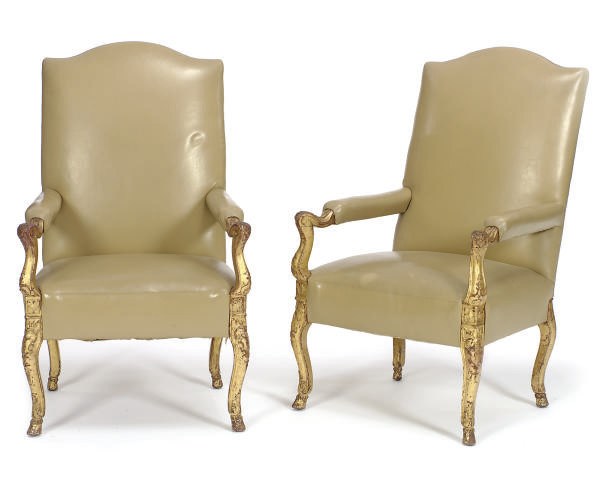A PAIR OF CONTINENTAL GILTWOOD AND UPHOLSTERED FAUTUILS,
