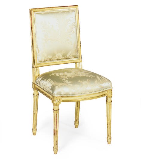 A FRENCH PAINTED AND PARCEL-GILT SIDE CHAIR,
