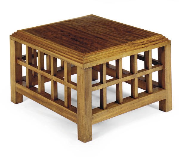 A WALNUT COFFEE TABLE,