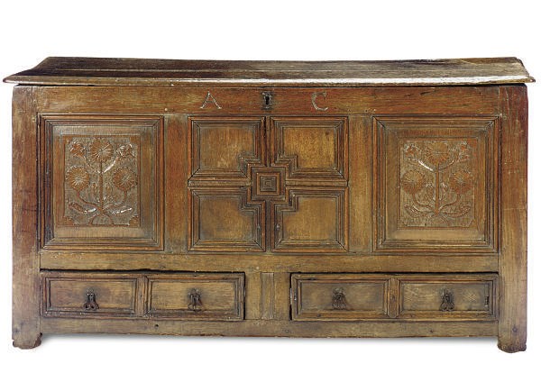 AN ENGLISH OAK COFFER,
