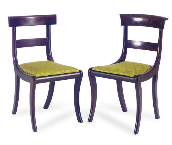 AN ASSEMBLED SET OF SIX MAHOGANY DINING CHAIRS,