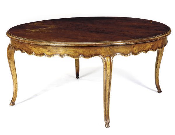 A FRENCH PROVINCIAL STYLE WALNUT DINING TABLE,