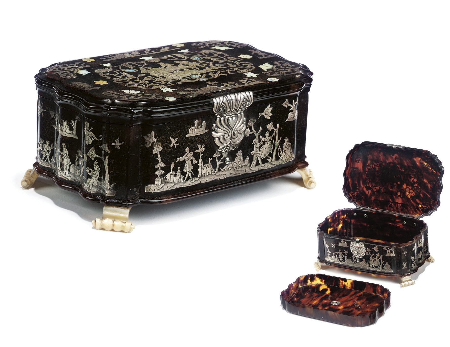A SOUTH GERMAN MOTHER-OF-PEARL INLAID AND SILVER-MOUNTED PIQUE TORTOISESHELL CASKET