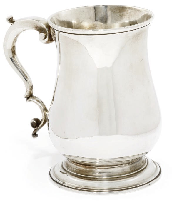 A GEORGE III PLAIN BALUSTER SILVER MUG