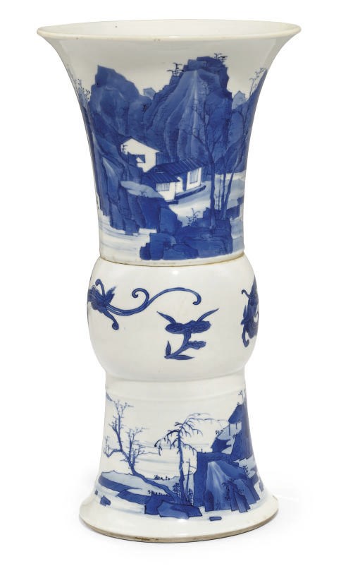 A CHINESE BLUE AND WHITE GU VASE