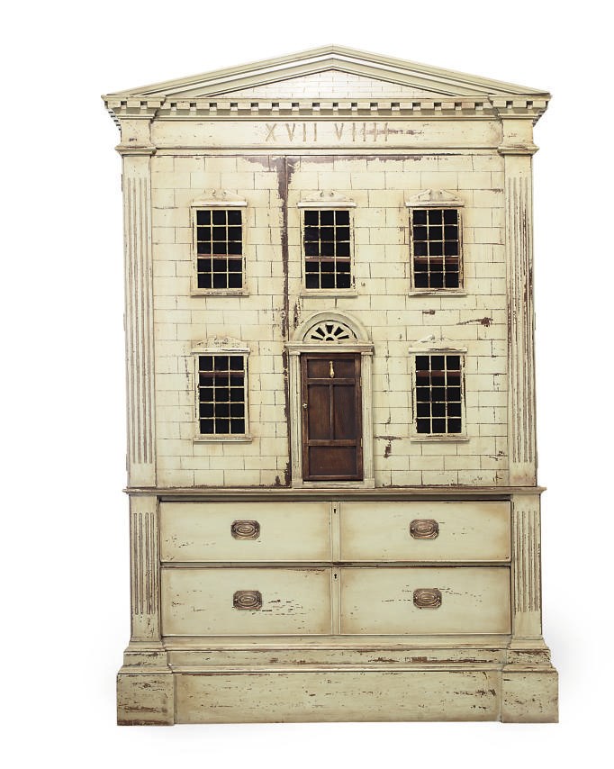 A PAINTED DOLL'S HOUSE/BOOKCASE