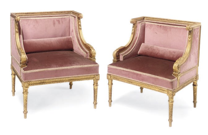A PAIR OF GILTWOOD UPHOLSTERED BERGERES