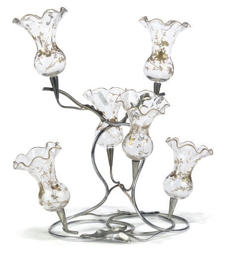 A GILT-METAL AND GLASS TABLE CENTREPIECE
