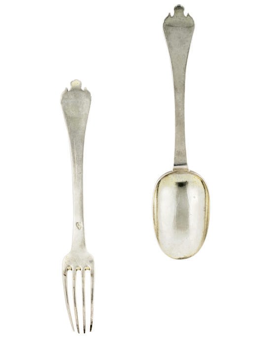 A CONTINENTAL SILVER-GILT TREFID SPOON AND FORK