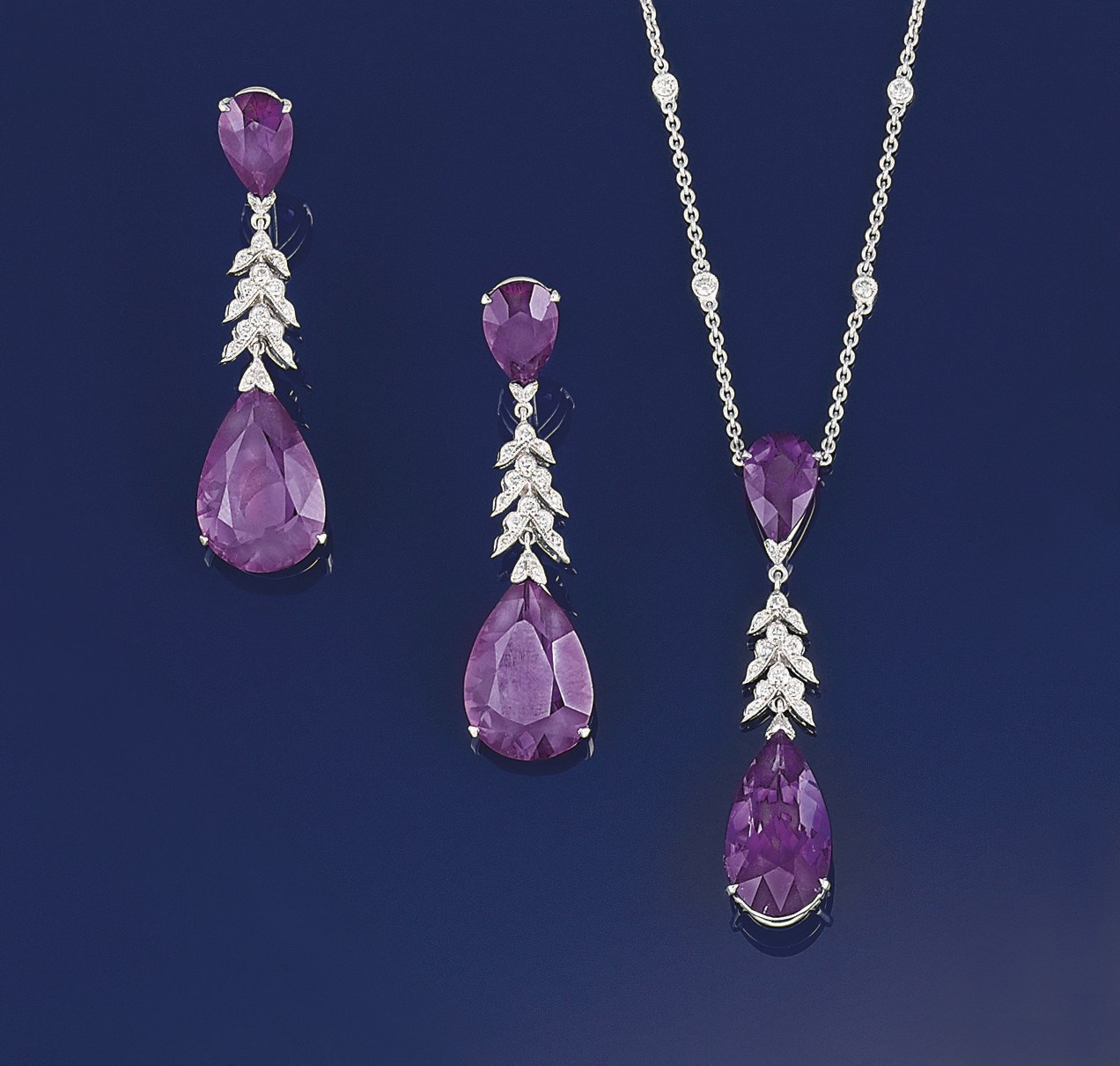An amethyst and diamond necklace and earpendants