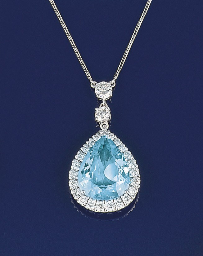 An aquamarine and diamond pendant necklace