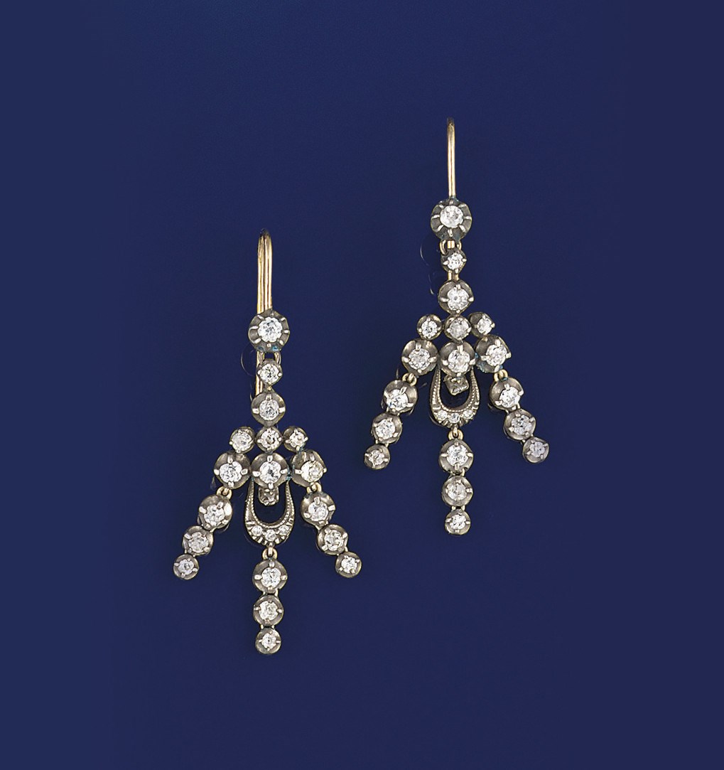A pair of diamond earpendants