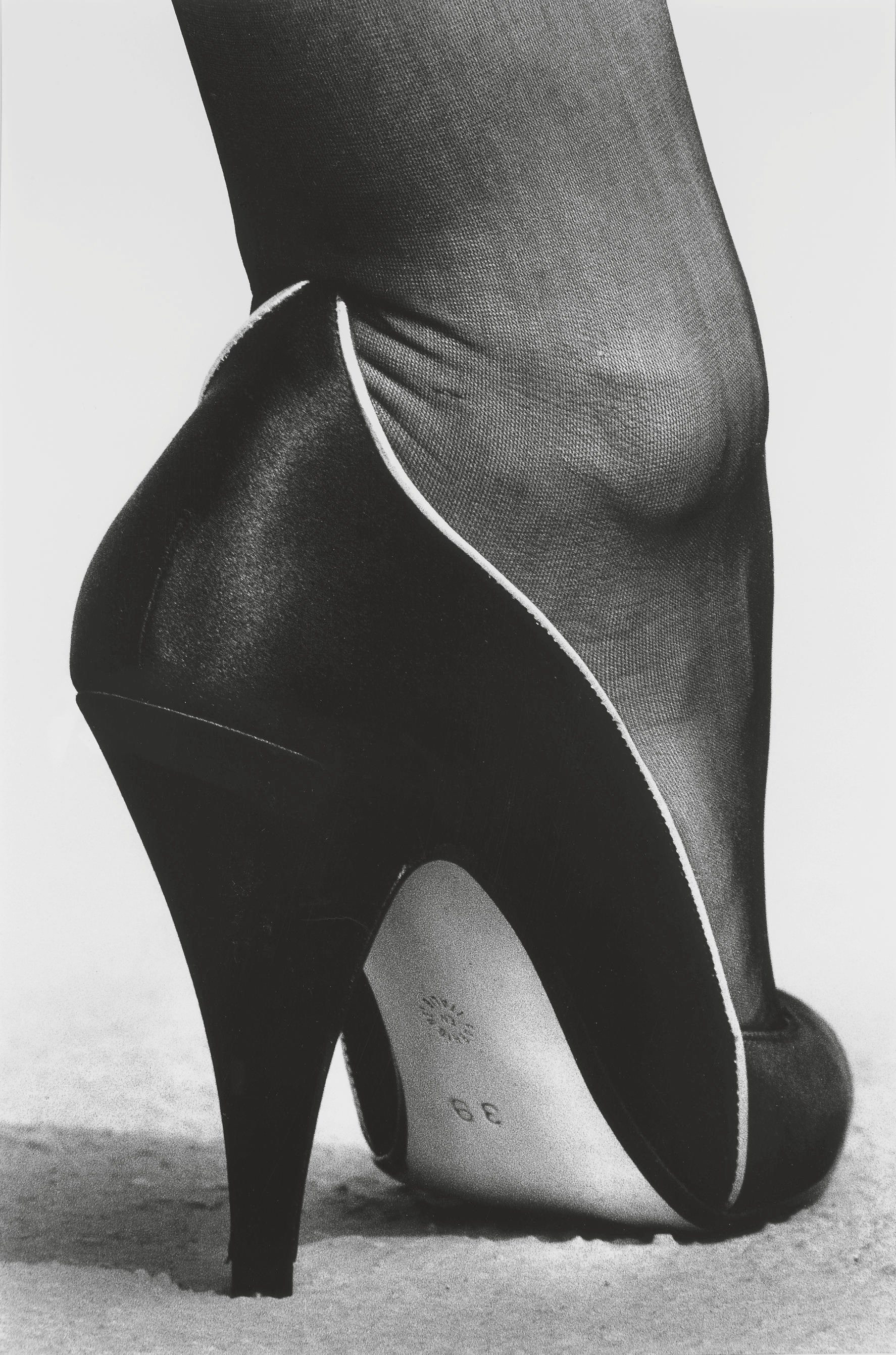 HELMUT NEWTON (1920-2004)
