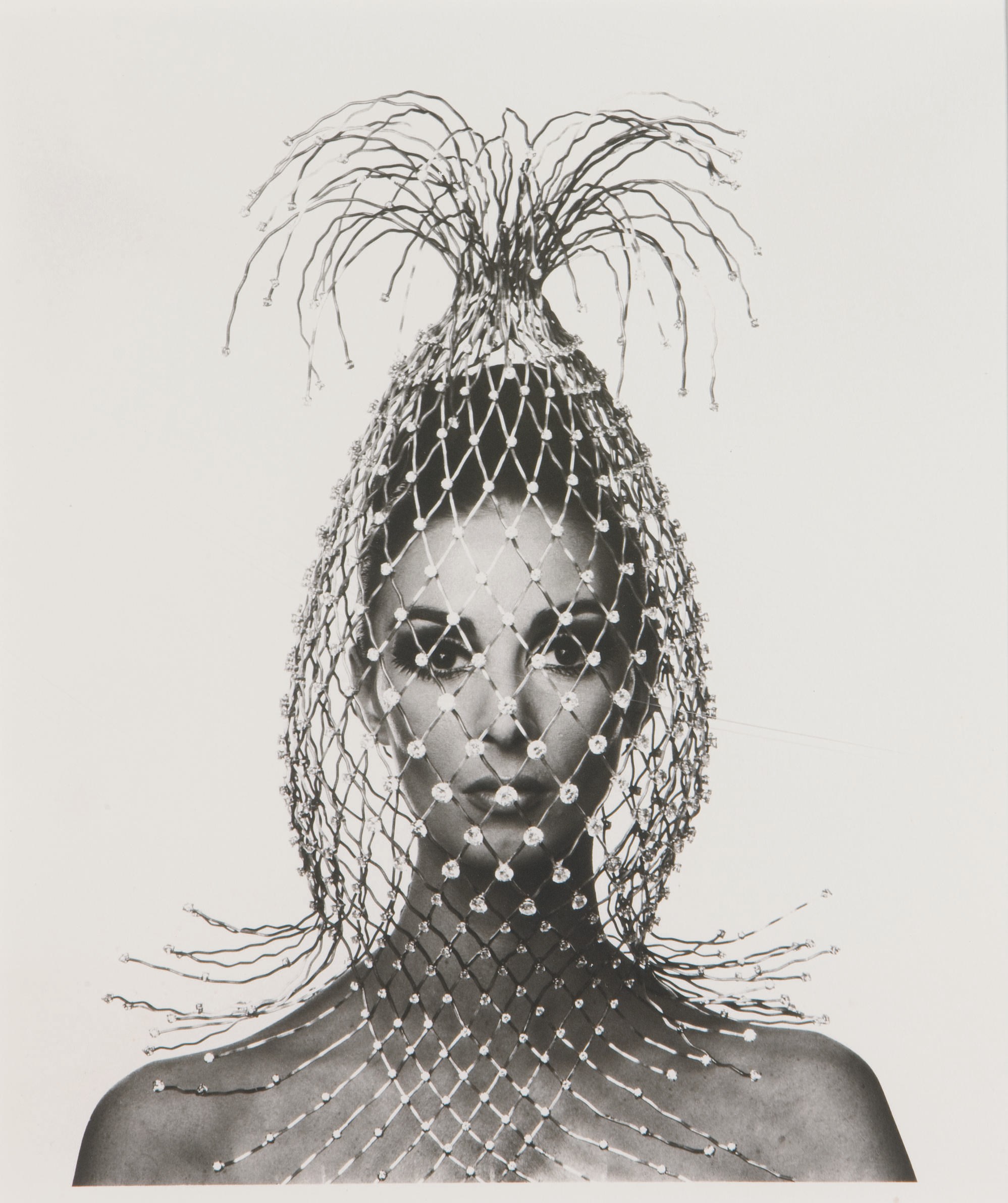 IRVING PENN (B. 1917)
