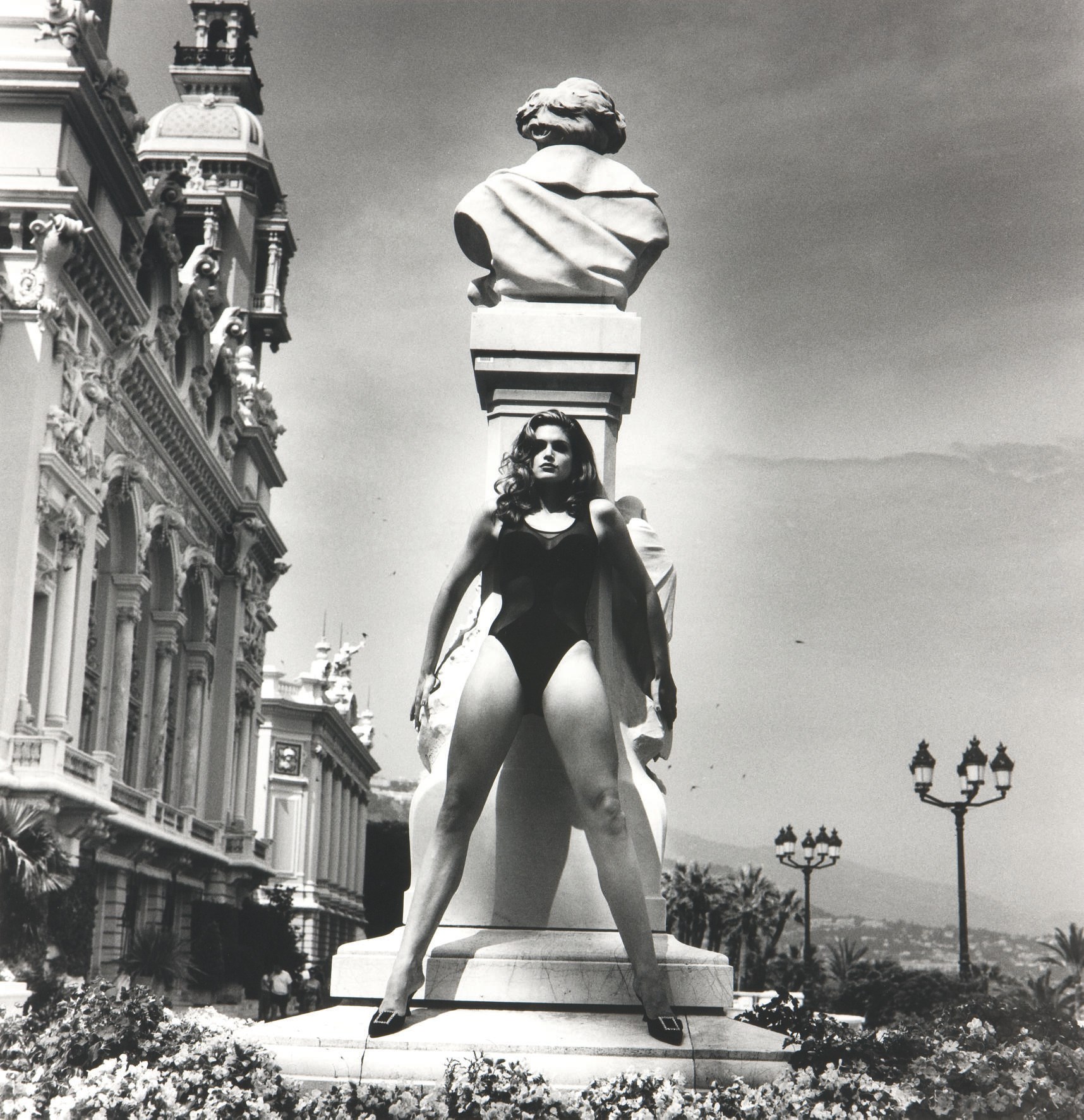 HELMUT NEWTON (1920-2004)