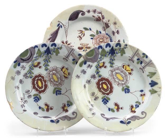 THREE DUTCH DELFT POLYCHROME PLATES