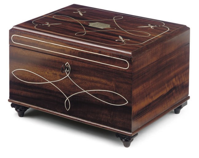 AN EDWARDIAN GONCALO ALVES AND INLAID DOCUMENT BOX