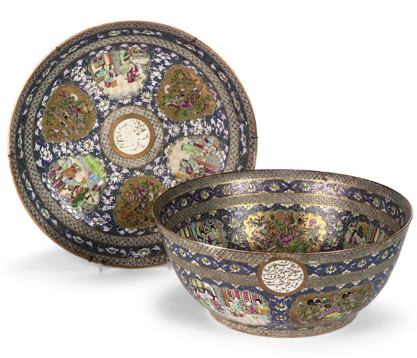 A CANTONESE ISLAMIC MARKET CIRCULAR BOWL AND A DEEP DISH EN SUITE