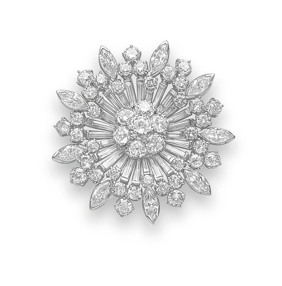 A DIAMOND BROOCH