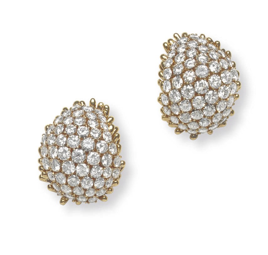 A PAIR OF DIAMOND AND GOLD EAR CLIPS, BY DAVID WEBB