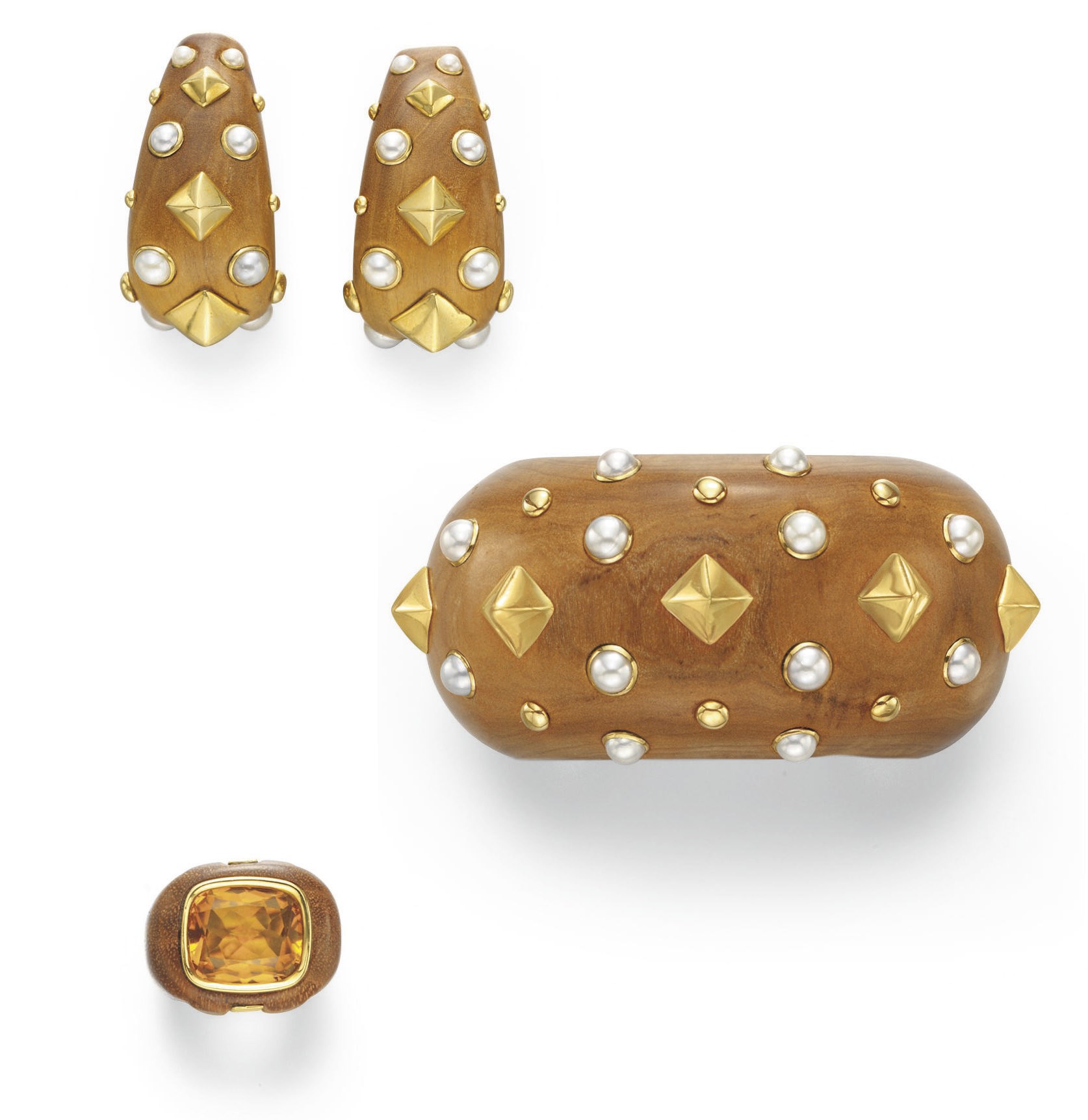 A GROUP OF WOOD AND MULTI-GEM JEWELRY