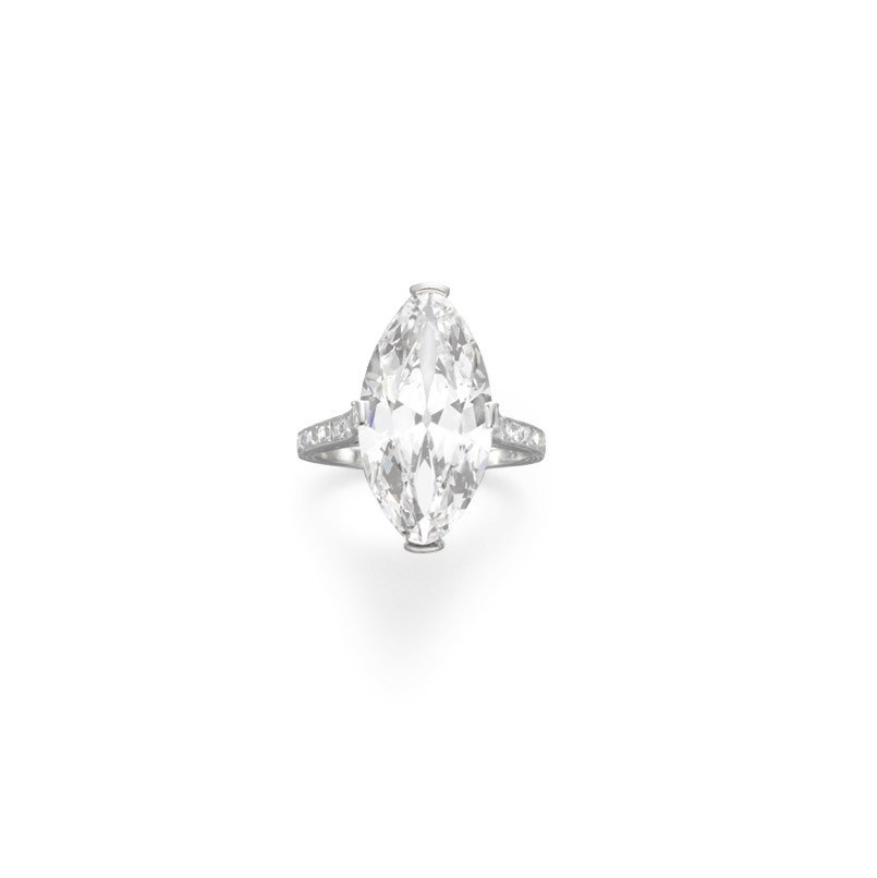 AN ART DECO DIAMOND RING, BY TIFFANY & CO.
