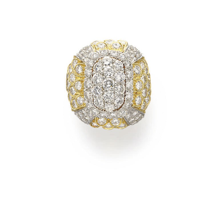 A DIAMOND AND GOLD RING, BY DAVID WEBB