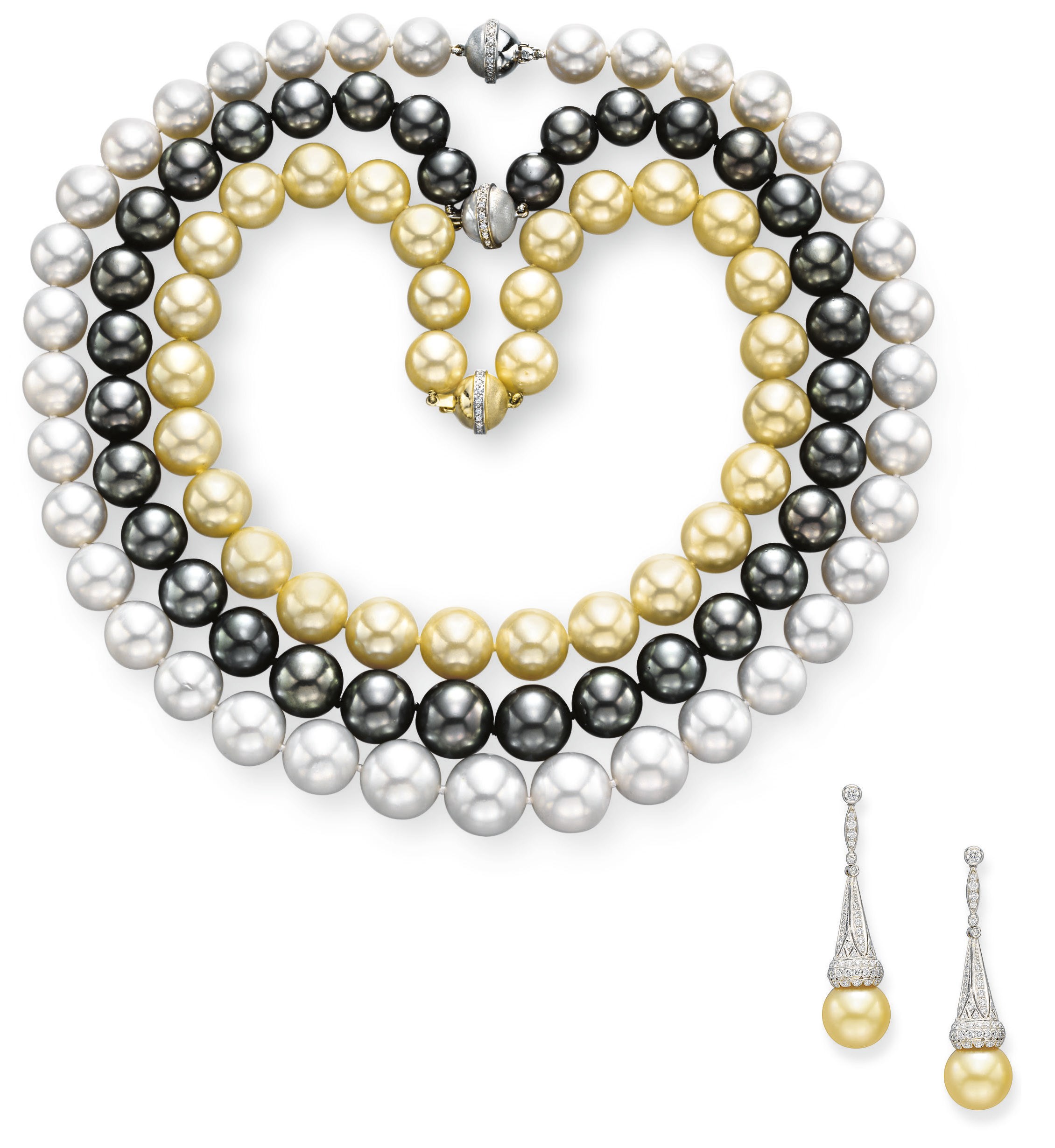 A SET OF CULTURED PEARL AND DIAMOND JEWELRY