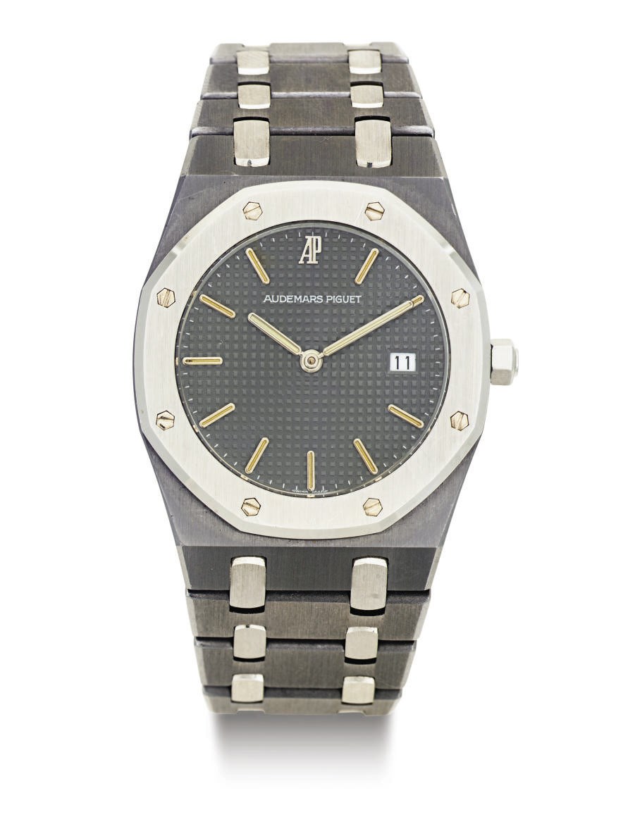 AUDEMARS PIGUET. A TITANIUM WRISTWATCH WITH DATE AND BRACELET