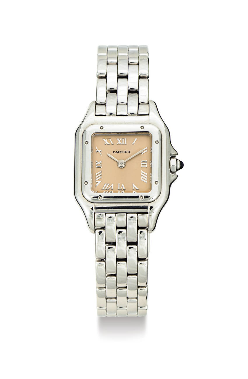 CARTIER. A LADY'S 18K WHITE GOLD WRISTWATCH WITH SALMON DIAL AND BRACELET
