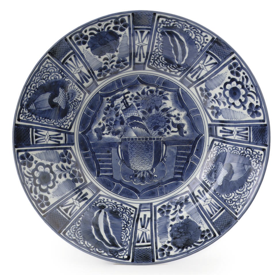 A Japanese Arita blue and white 'kraak'-style massive charger