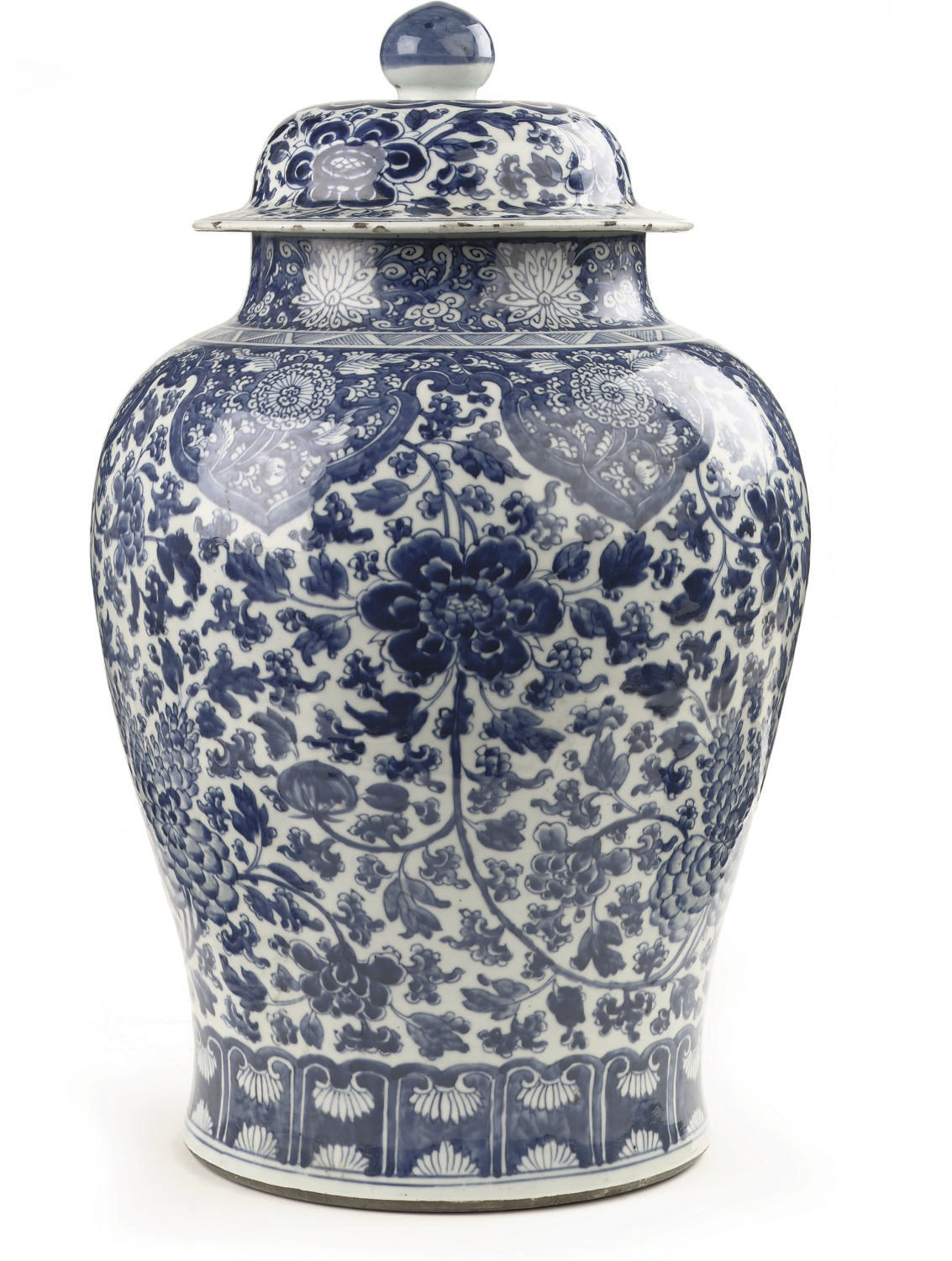 A large Chinese blue and white baluster jar and cover