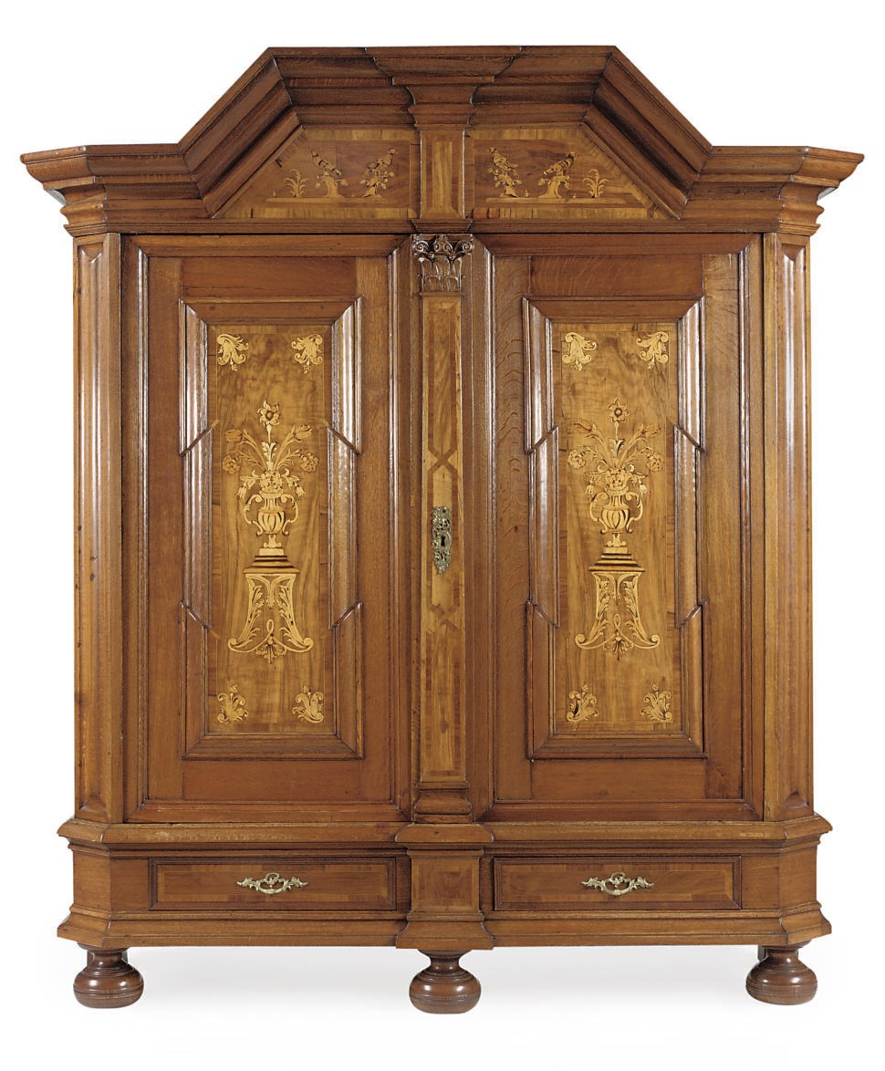 A GERMAN OAK, WALNUT AND FRUITWOOD MARQUETRY CUPBOARD 'HALLENSCHRANK'