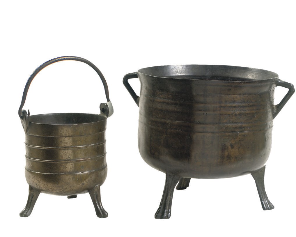 A BRONZE CAULDRON AND A BRONZE COOKING POT