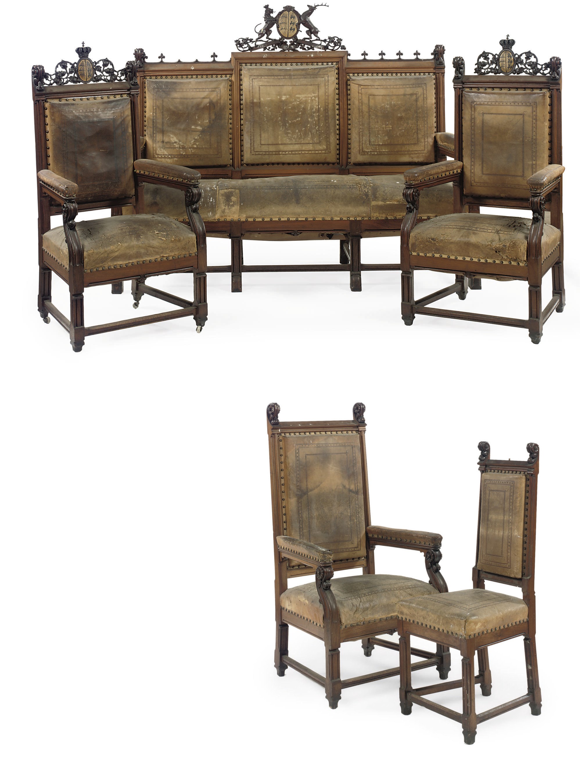 A SUITE OF SOUTH GERMAN NEO-GOTHIC WALNUT SEAT FURNITURE
