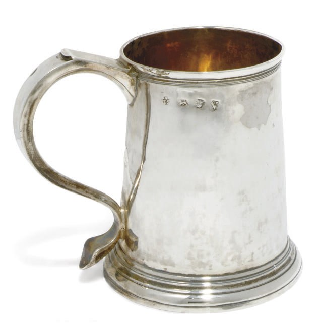 A GEORGE II SILVER MUG